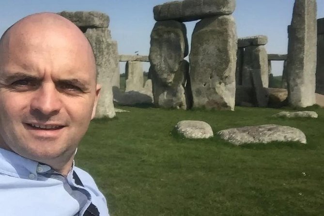 Stonehenge & Bath Private Tour From London - Pickup and Meeting Details