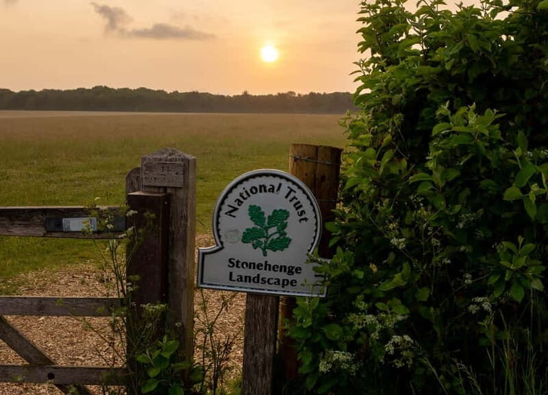 Stonehenge: Inner Circle Access Private VIP Tour - Good To Know