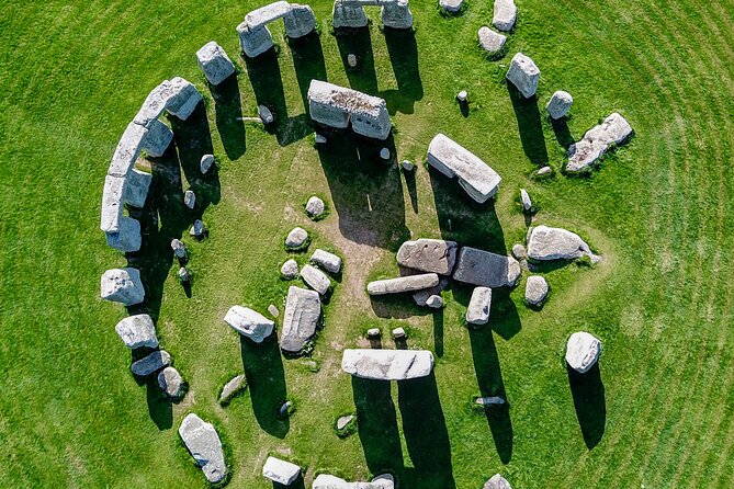 Stonehenge Inner Circle and Bath Tour With Dinner - Positive Reviews and Experiences