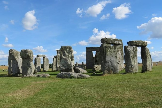 Stonehenge Private Guided Tour - Private Driver Guided Tour - Advantages of a Private Driver Guide