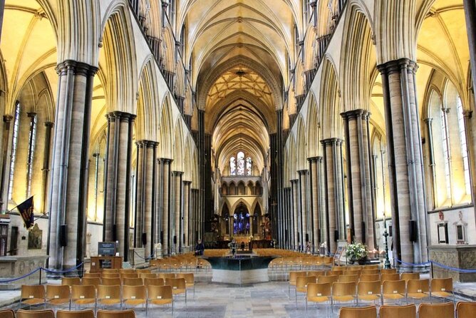 Stonehenge & Salisbury Cathedral Private Day Trip From Bath - The Sum Up