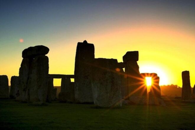 Stonehenge Special Access - Evening Tour From London - Special Access to Stonehenge