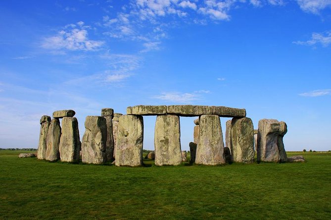 Stonehenge Tour From London in a Chauffeured Range Rover - Reasons to Choose This Tour