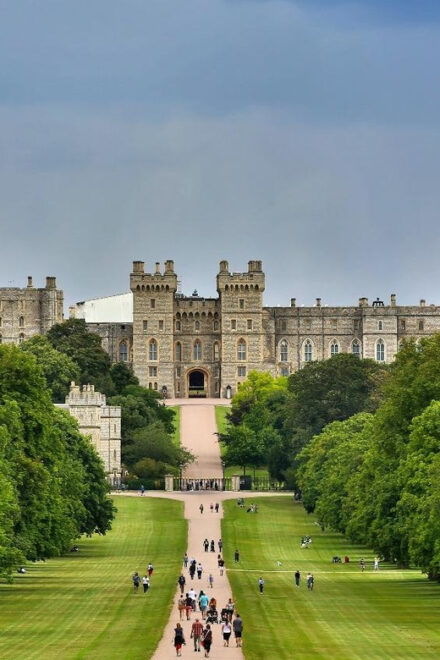 Stonehenge Windsor Castle: Private Tour - Windsor Castle Experience