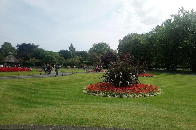 Stories of Dublin: A Self-Guided Audio Tour - Common Questions