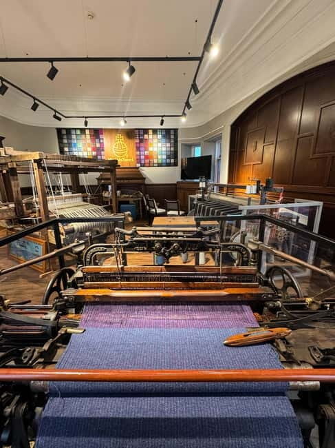 Stornoway: Harris Tweed Story Room Tour with guide - The Experience of a Lifetime for Heritage Enthusiasts