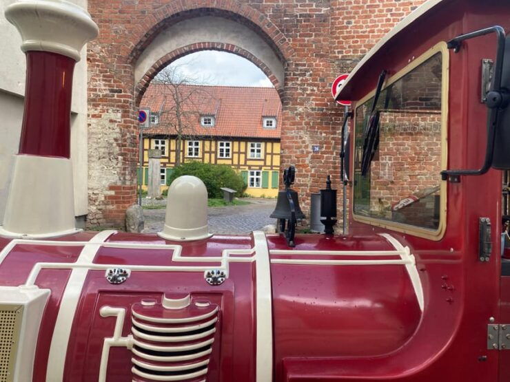 Stralsund: City Tour Through the Historic Old Town - Key Points
