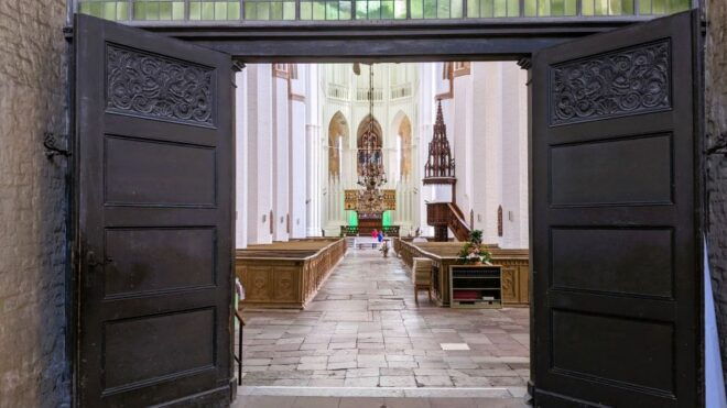 Stralsund: Historical Old Town Self-guided Walking Tour - Discover Hidden Gems and Historic Sites
