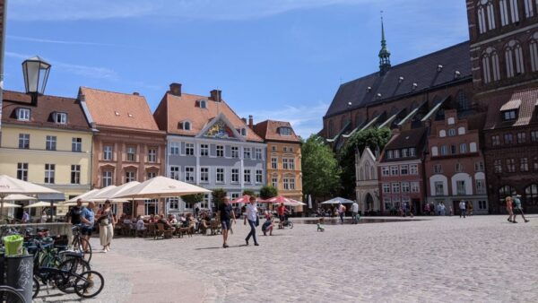 Stralsund: Historical Old Town Self-guided Walking Tour - Tour Start and Meeting Point Information