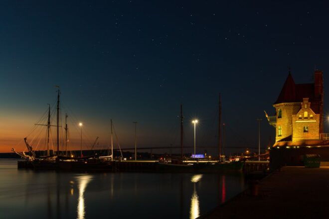 Stralsund: Old Town Evening Tour With a Night Watchman - Important Information