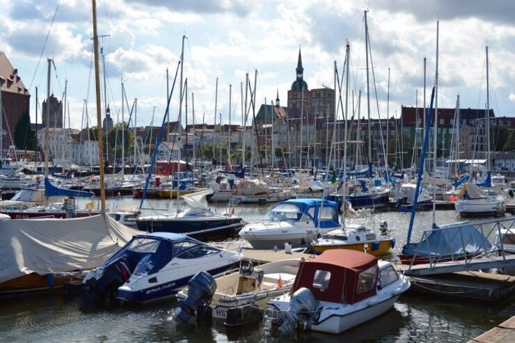 Stralsund: Old Town Highlights Private Walking Tour - Tour Details and Features