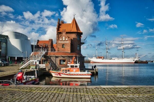 Stralsund: Old Town Highlights Private Walking Tour - Common Questions