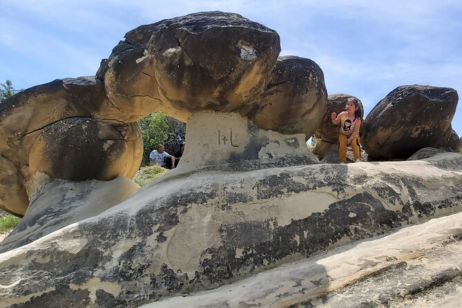 Strange Growing Stones and Mud Volcanoes in Buzau County - The Sum Up