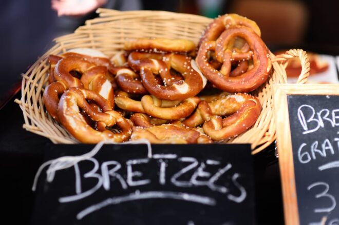 Strasbourg: 2-Hour Gourmet Walking Tour - Meeting Point