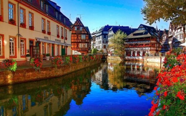 Strasbourg: 2-Hour Gourmet Walking Tour - Booking Details