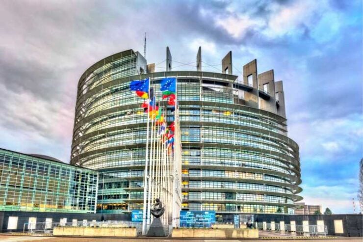 Strasbourg: App Guided Tour With Puzzles - Key Points