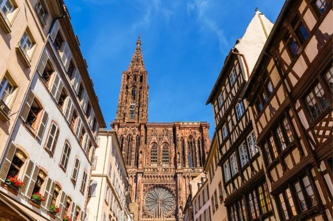 Strasbourg: App Guided Tour With Puzzles - Requirements for Participation