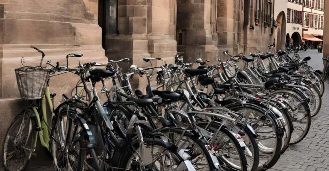 Strasbourg: Bike Rental for 1 Day - Exploring Strasbourgs Attractions