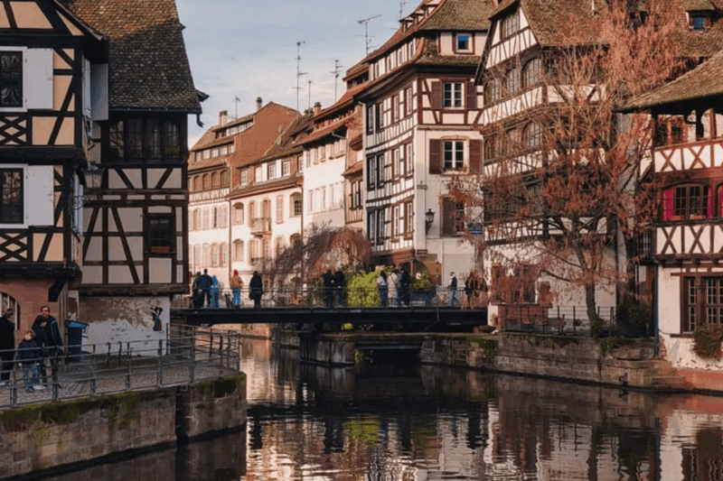 Strasbourg: Christmas Market and City 3 Hour Walking Tour - Good To Know