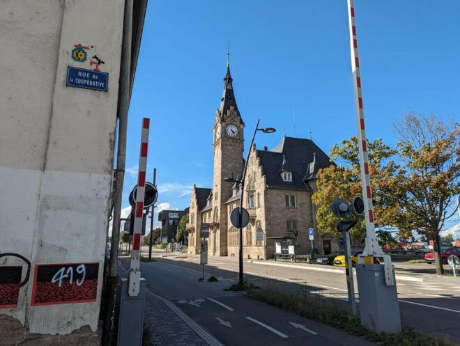 Strasbourg: France and Germany Border Walking Tour - Exploring Deux Rives District