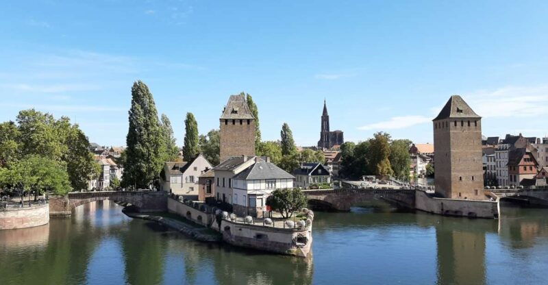 Strasbourg: Guided Walking Tour With Some Testing Sweet - Exploring the Historic City Center