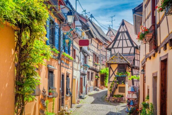 Strasbourg: Highlights Self-Guided Scavenger Hunt City Tour - Common Questions