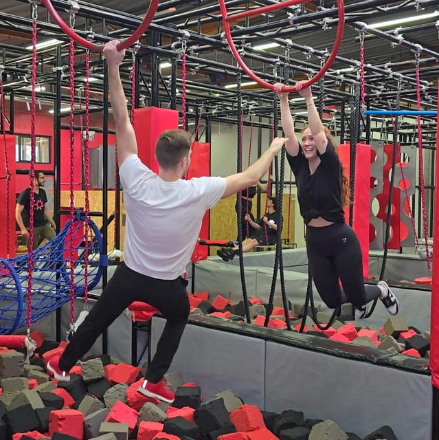 Strasbourg Ninjastorm: the All-Inclusive Package - Master the Art of Axe Throwing