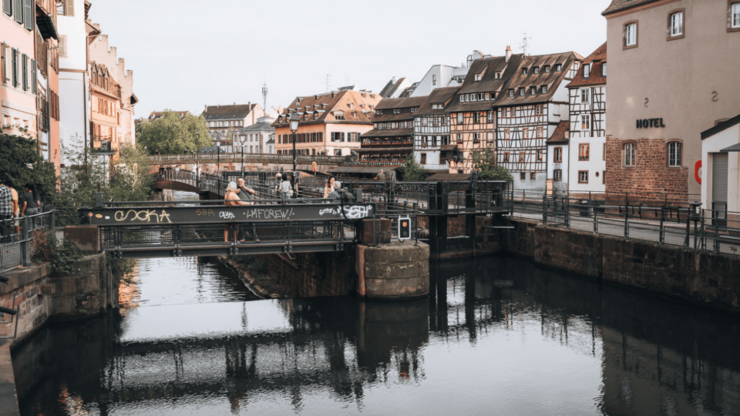Strasbourgs Cobblestones & Cathedrals: An Audio Tour - Experience Highlights
