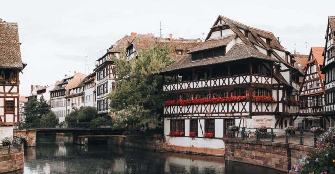 Strasbourgs Cobblestones & Cathedrals: An Audio Tour - Historical Landmarks