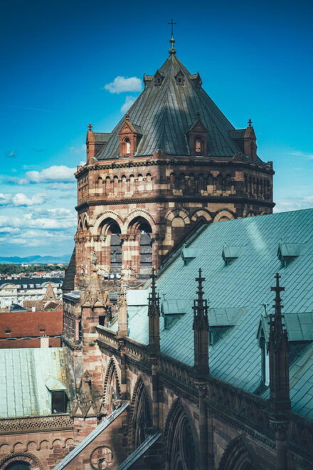 Strasbourgs Secrets: Private Guided Walking Adventure - Grande Île and Petite France