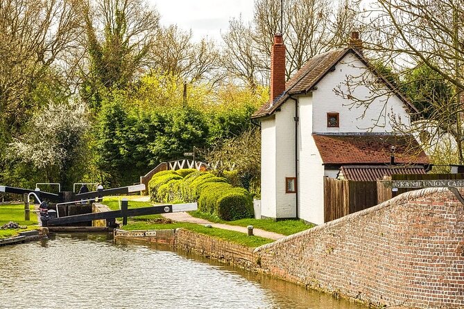 Stratford-Upon-Avon Audio Walking Tour: Shakespeares Life - Pricing and Value