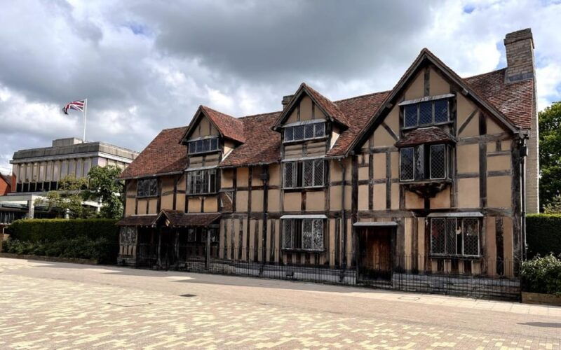 Stratford-upon-Avon: City Walking Tour & Exploration Game - Final Thoughts: Who Should Book This?