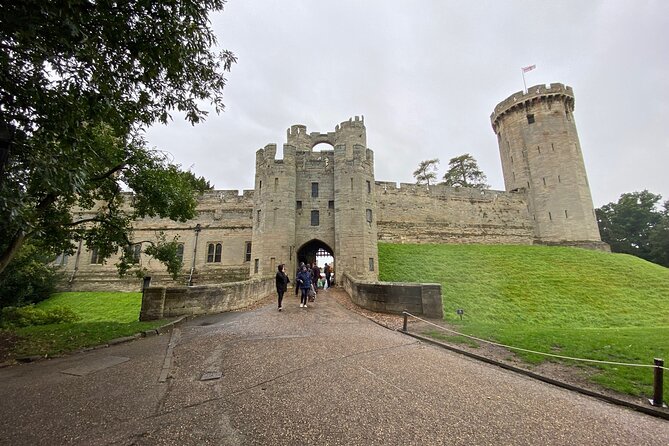 Stratford Upon Avon & Warwick Castle Private Tour - Inclusions and Amenities