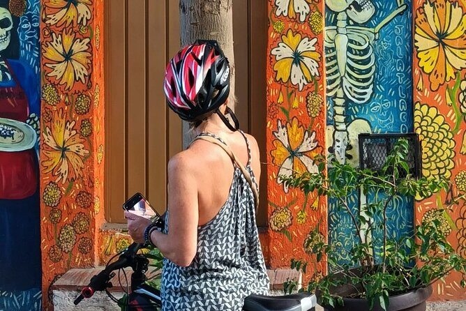 Street Art and Historic City Biking Tour - Exploring the Street Art and Historic City Biking Tour in Oaxaca