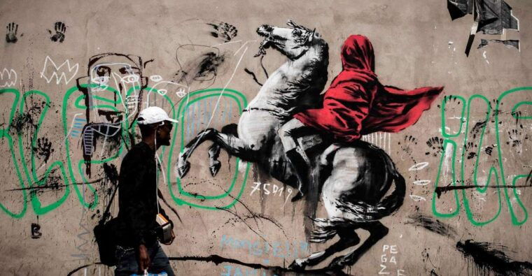 Street Art Discovery Walking Tour in Paris - Community Art in Belleville Park