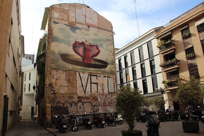 Street Art Private Bike Tour - Cancellation Policy
