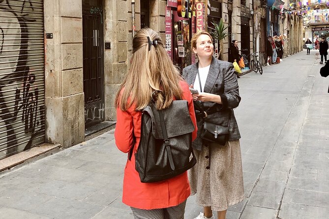 Street Art, Sculptures and Murders Walking Tour in Barcelona - Traveler Photos and Reviews
