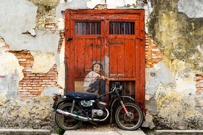 Street Arts of George Town From Penang - Famous Street Art Pieces in Penang