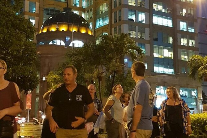 Street Food Tour by Motorbike at Night in Ho Chi Minh City - Transportation and English Speaking Guide