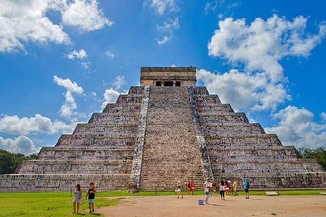 Street Food Tour in Cancun with a Local Guide - A Deep Dive into the Cancun Street Food Tour  