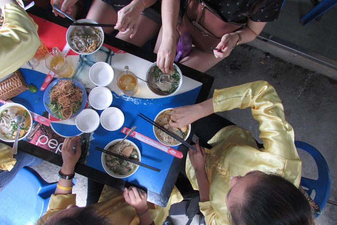 Street Food Tour on 2 Wheels - Reviews and Questions