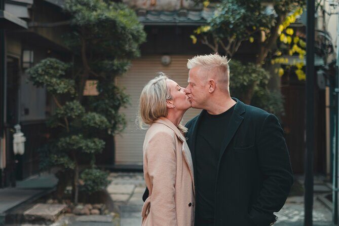 Street style photography service for visitors in Japan - What to Expect