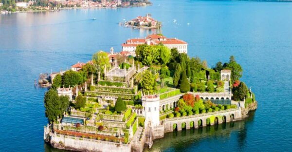 Stresa and the Borromean Islands: Italian Lakes Private Tour - Exploring the Borromean Islands