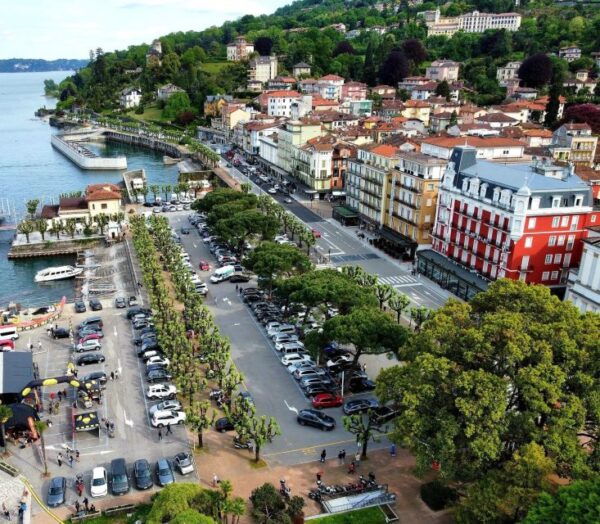 Stresa: Isola Madre and Isola Bella Hop-On Hop-Off Boat Tour - The Sum Up