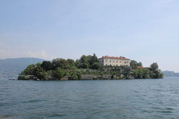 Stresa: Madre & Bella Borromean Islands Boat Trip - Participants