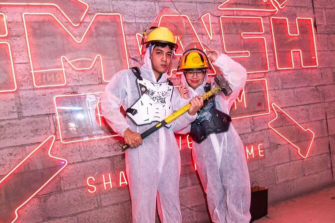 Stress-Busting Smash Room Experience in Dubai With Pvt. Transfer - Inclusions