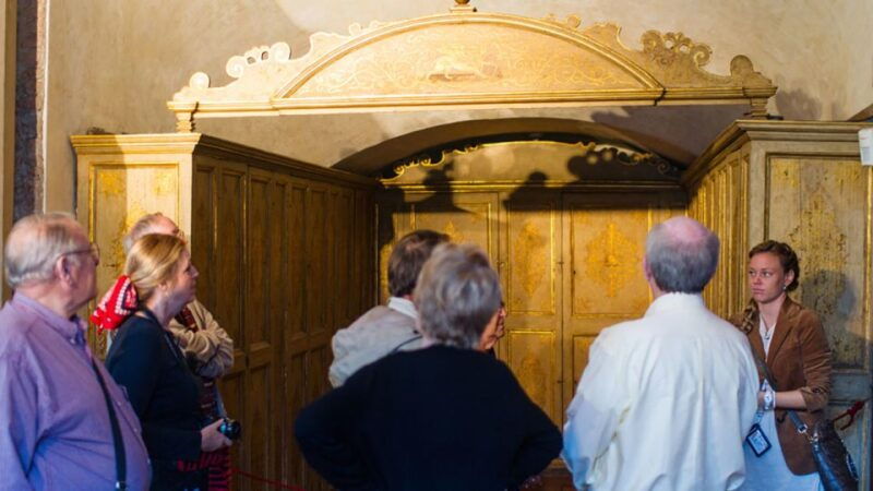 Stroll The Halls of Doges Palace on a Guided Tour in Venice - Highlights of the Doges Palace