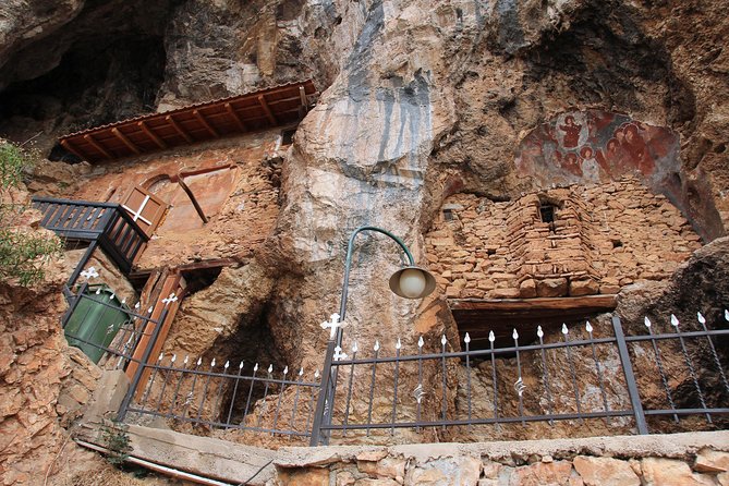 Struga, Cave Churches and Vevchani Springs Tour From Ohrid - Tour Inclusions