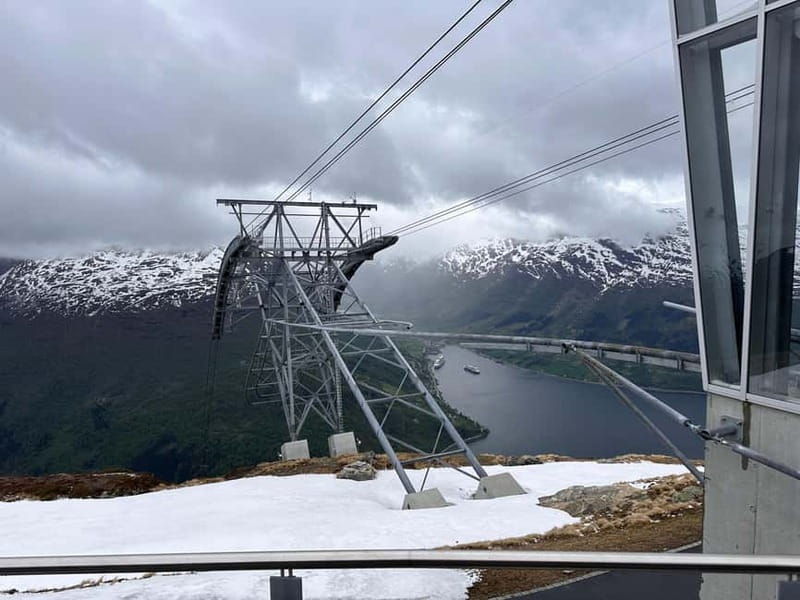 Stryn: Briksdal Glacier and Loen Skylift Tour with Picnic - FAQs