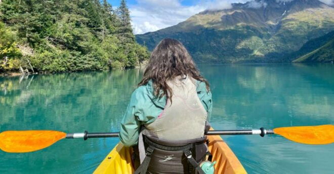 Stunning Grant Lake 2 Day Hike, Kayak & Yurt Stay With Meals - Experienced Tour Guide